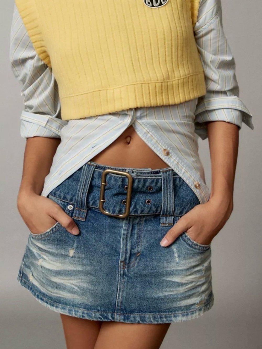 UO Mel Belted Denim Micro Mini Skirt BDG SMALL